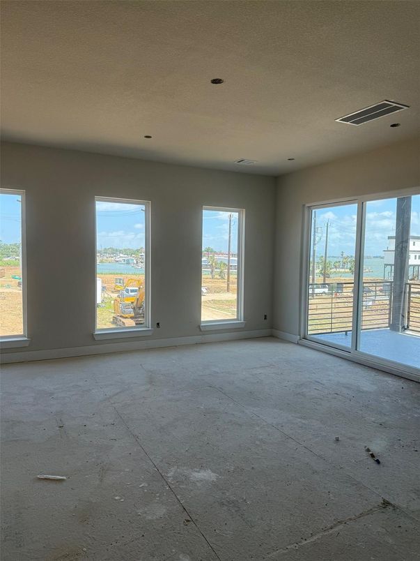 Empty room, Interior, Recessed Lighting
