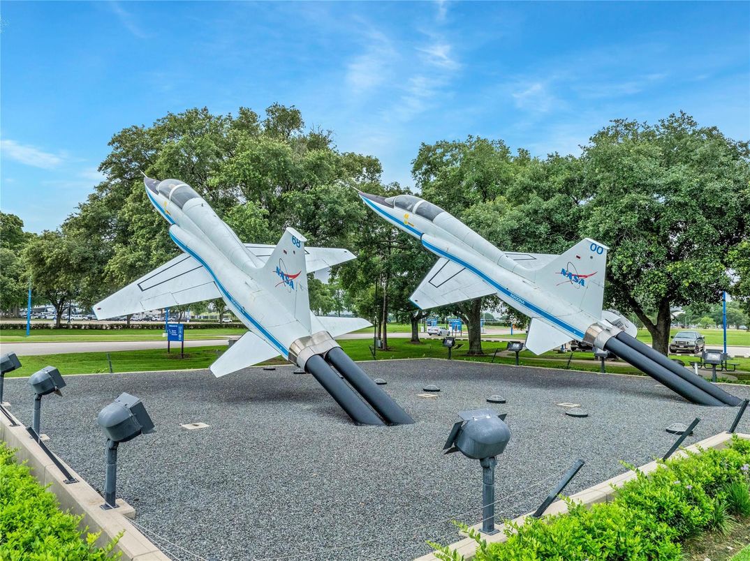 Exterior, Playground