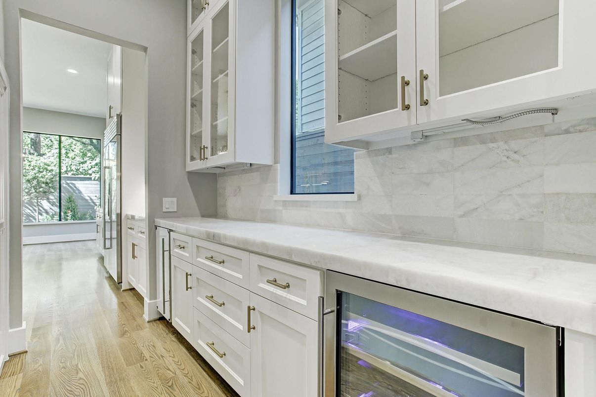 Interior, Kitchen, Marble Walls, Recessed Lighting, Wood Texture Flooring