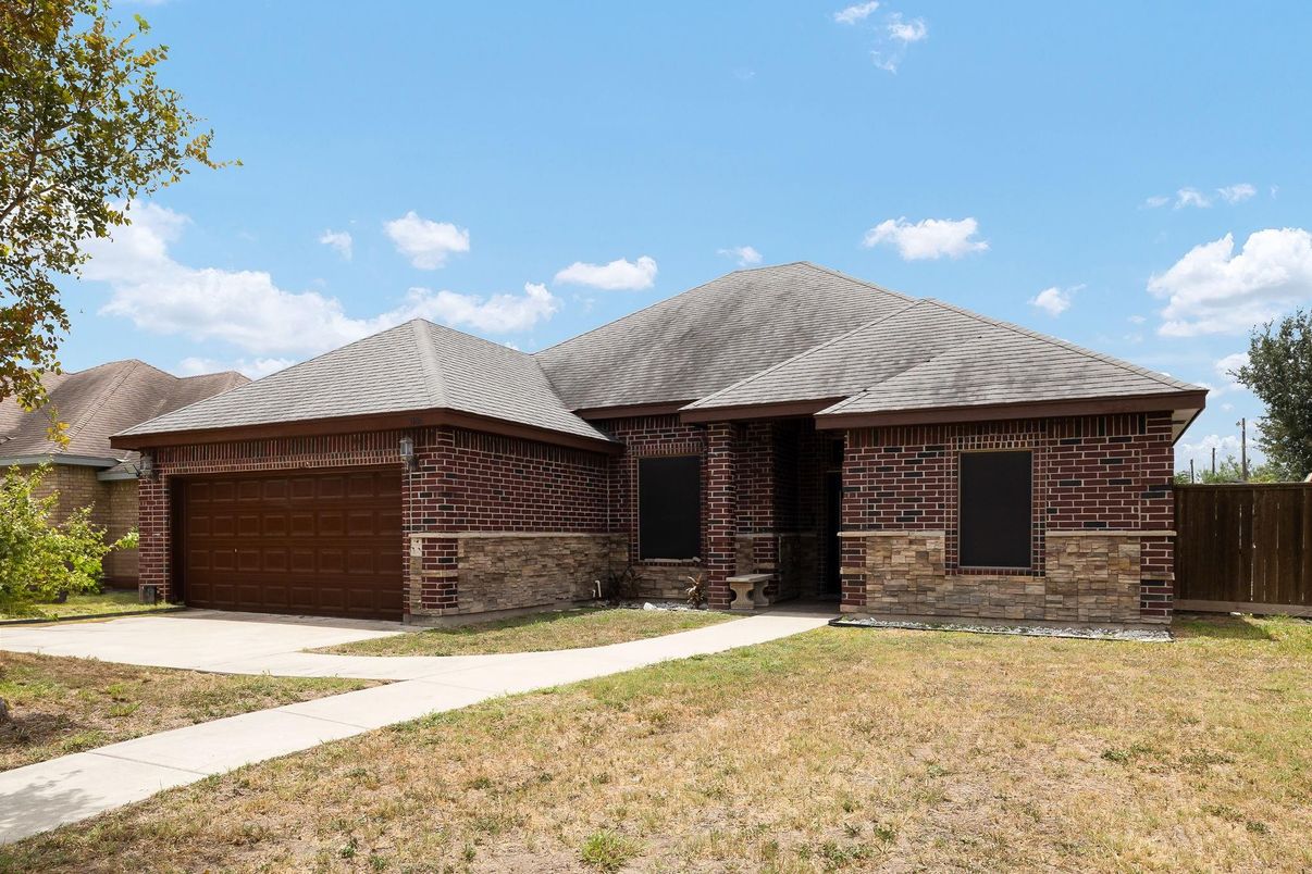 Attached, Exterior, Facade, Brick Facade, Brick Traditional