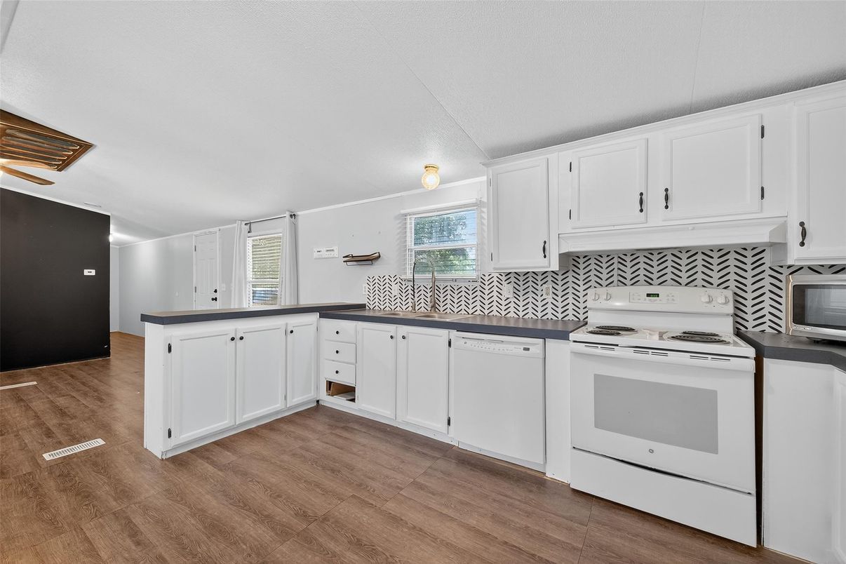 Interior, Kitchen, Wood Texture Flooring