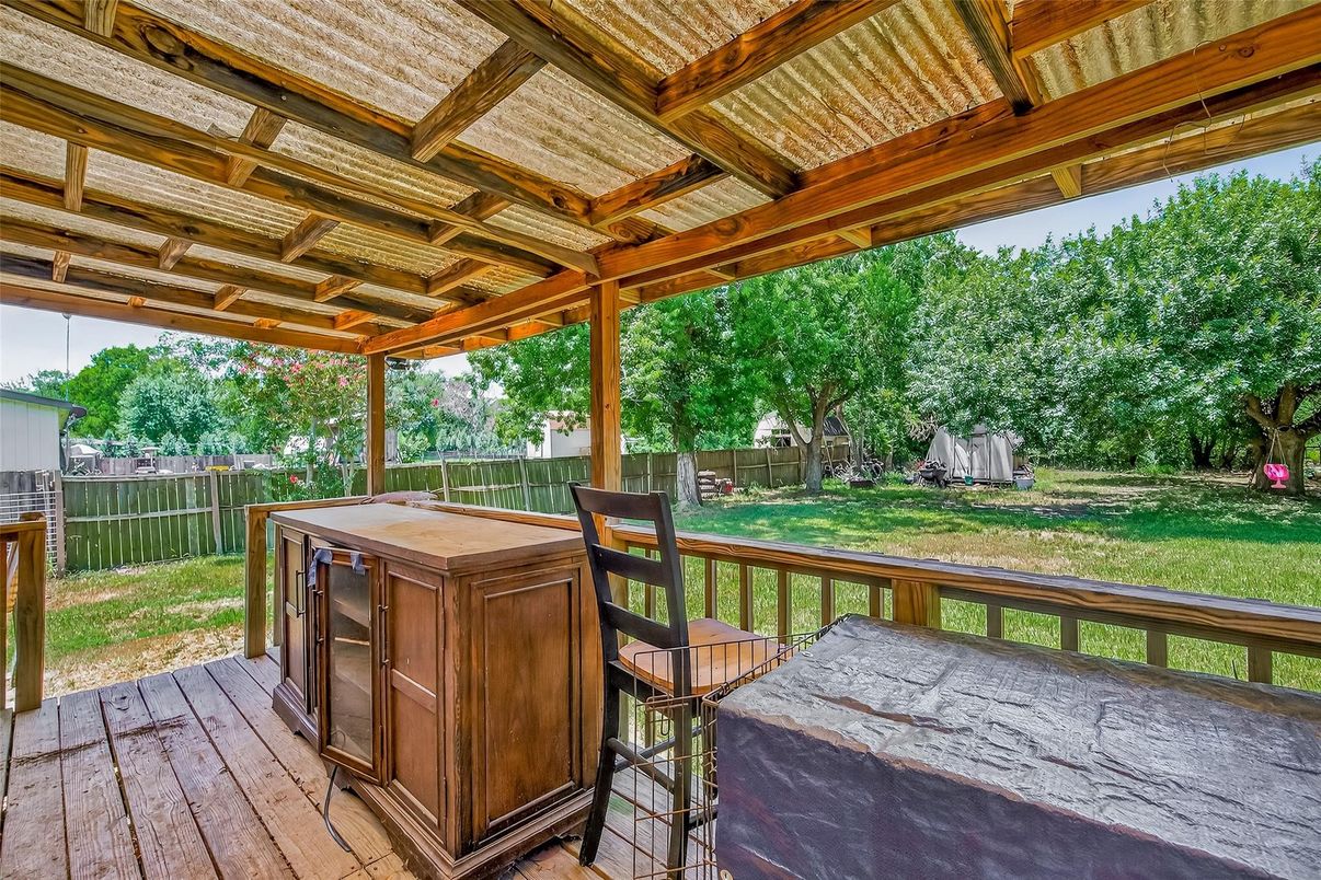 Exterior, Hot Tub