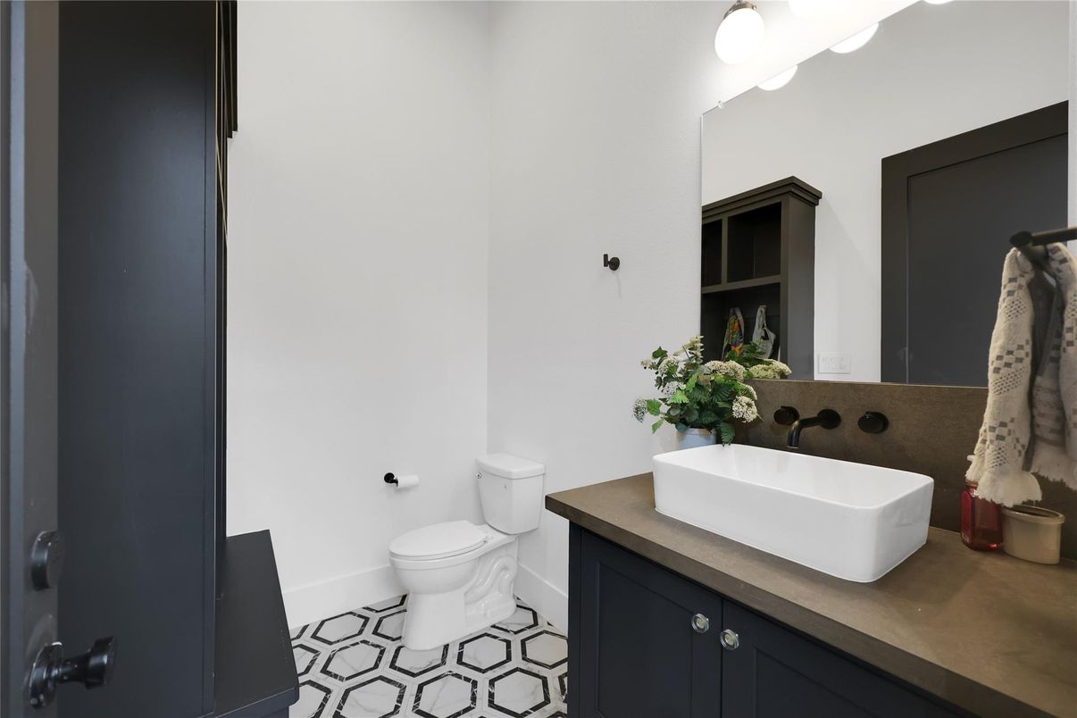 Bathroom, Interior