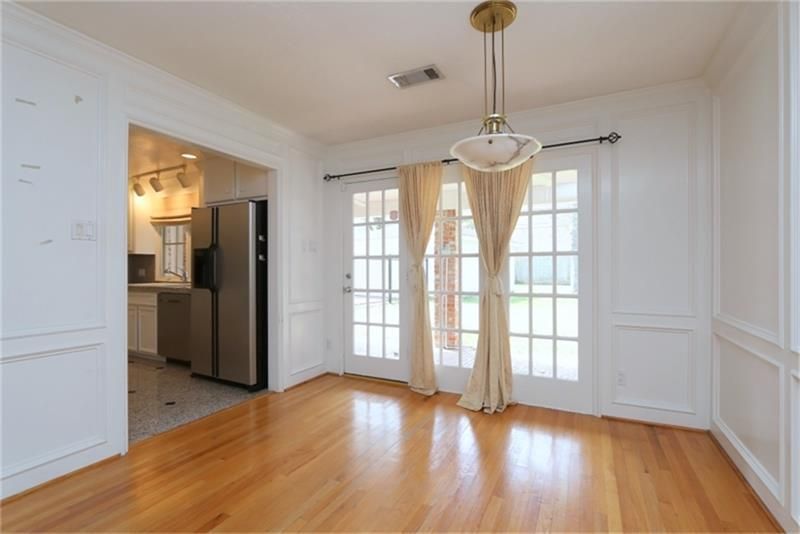 Interior, Kitchen, Pendant Lights, Wood Texture Flooring