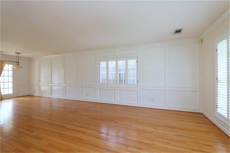 Empty room, Interior, Pendant Lights, Wood Texture Flooring