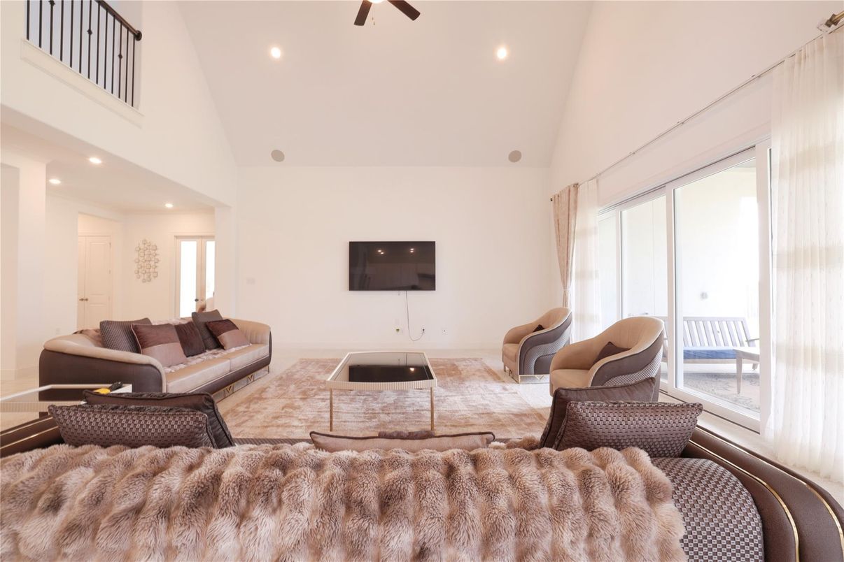 Interior, Living room, Recessed Lighting