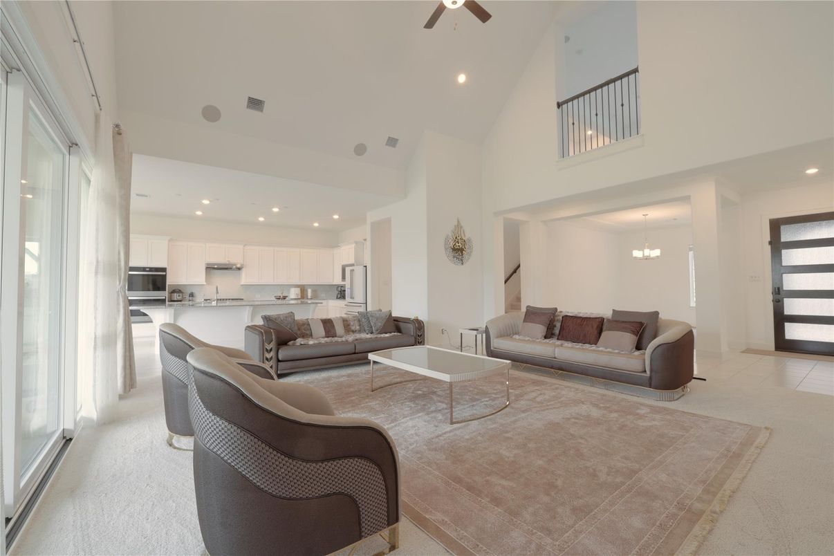 Interior, Kitchen, Living room, Pendant Lights, Recessed Lighting, Stainless Steel Appliances