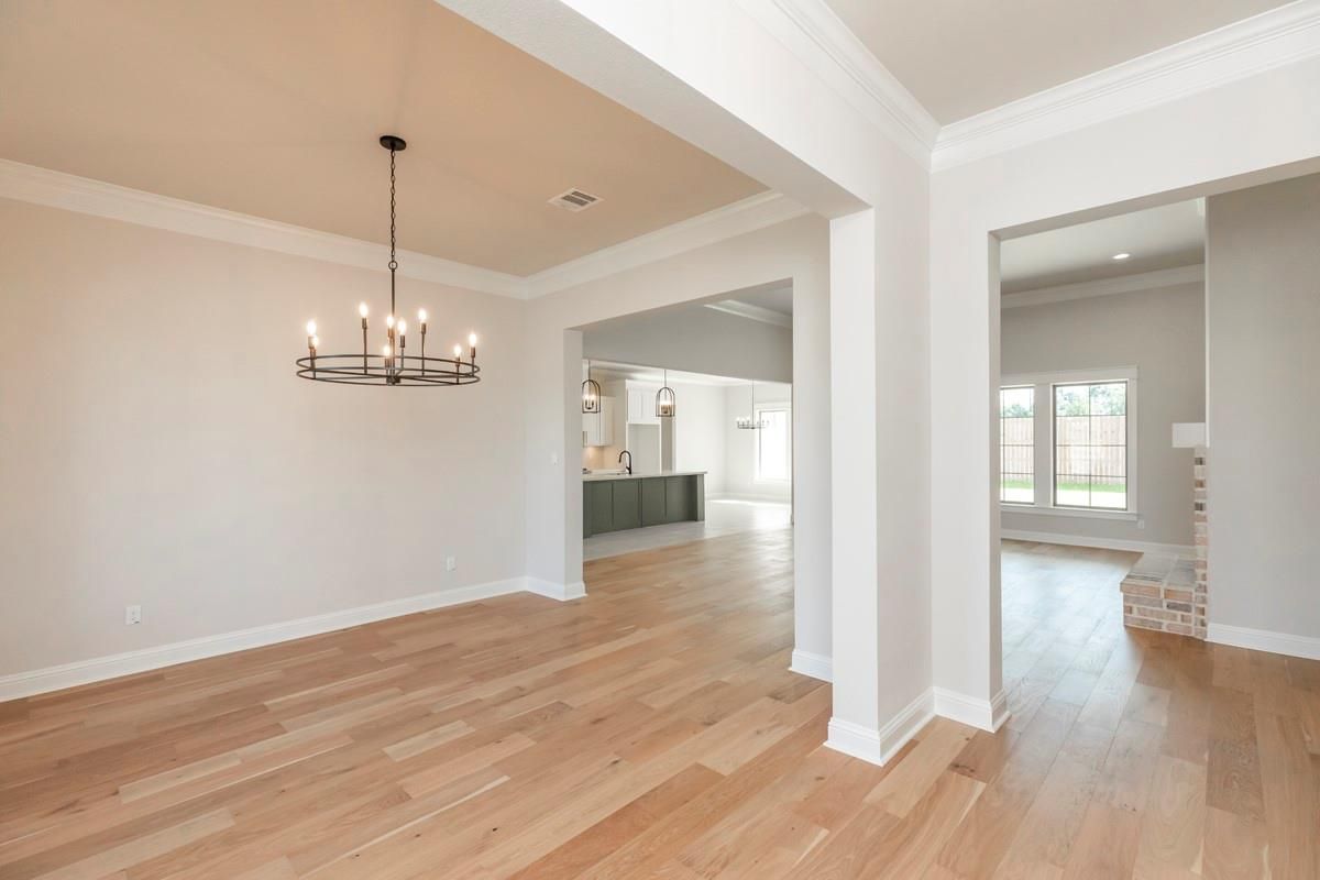 Empty room, Interior, Pendant Lights, Recessed Lighting, Wood Texture Flooring