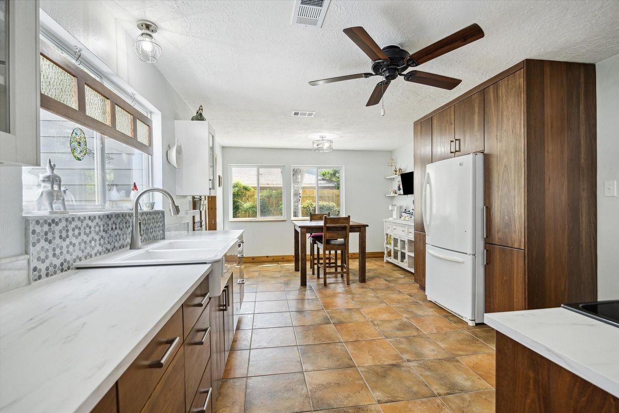 Dining room, Interior, Kitchen