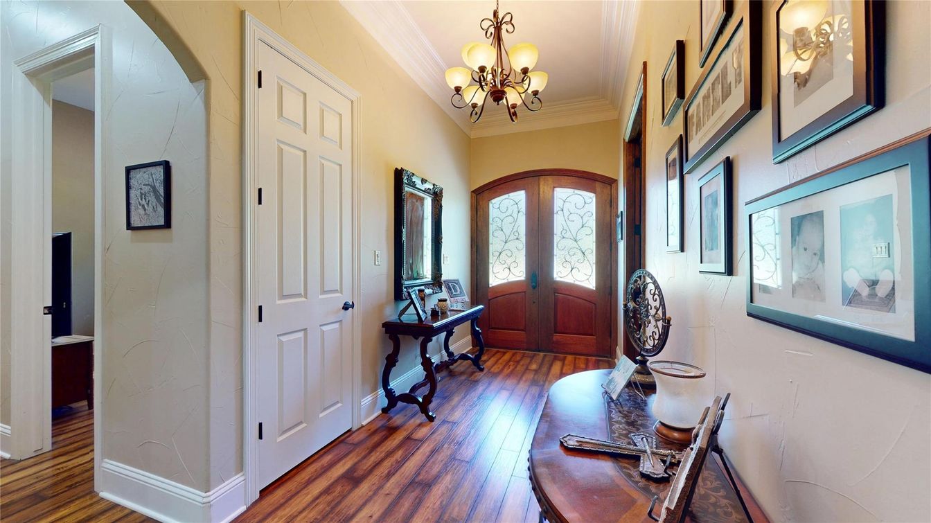 Chandelier, Interior, Wood Texture Flooring