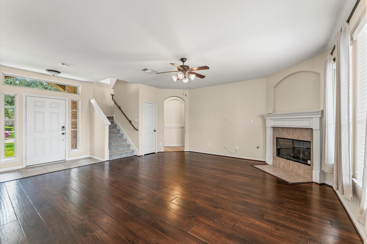 Empty room, Fireplace, Interior, Wood Texture Flooring