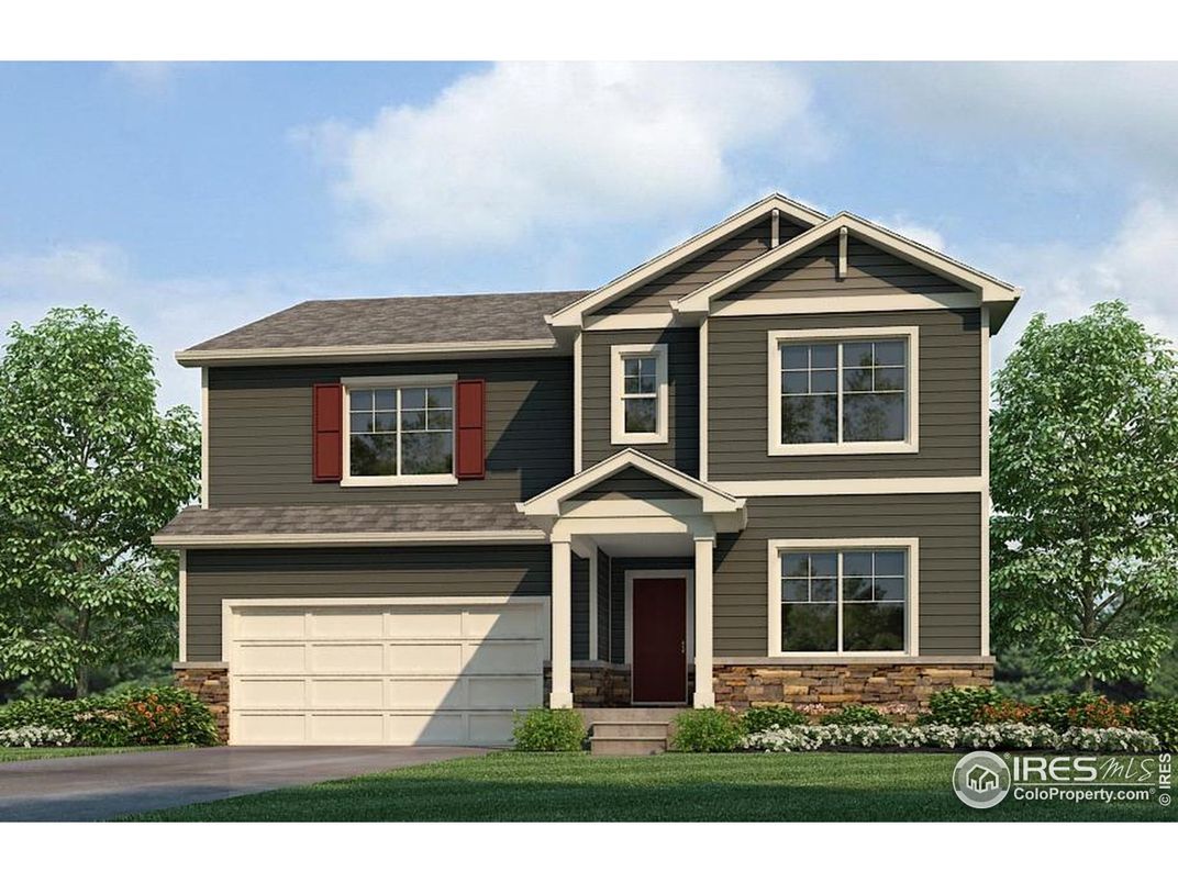 Attached, Exterior, Facade, American Craftsman