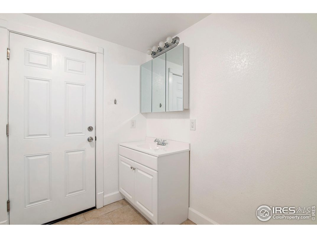 Bathroom, Interior, Washer