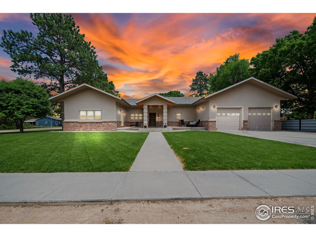 Attached, Backyard, Exterior, Facade, Ranch