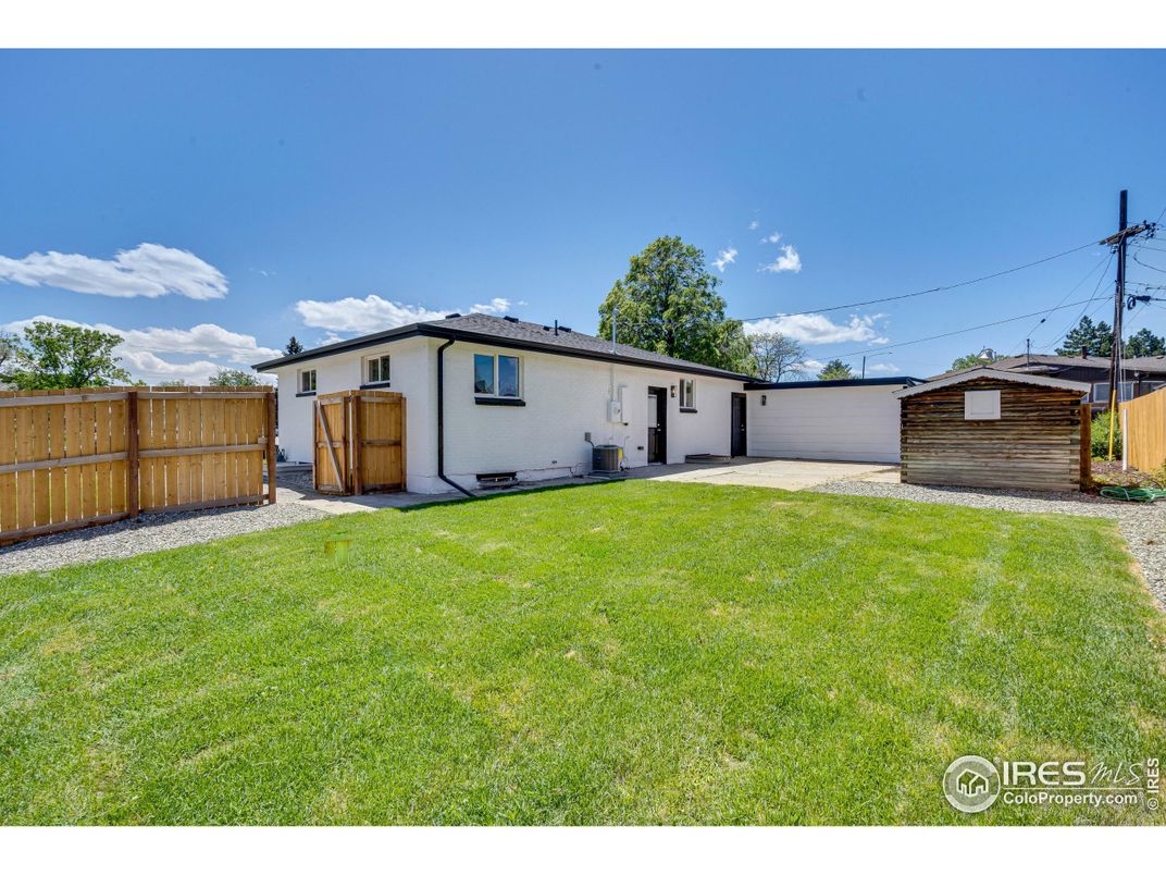 Backyard, Exterior