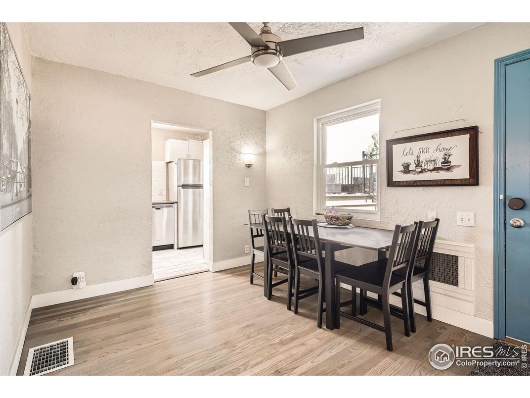 Dining room, Interior, Kitchen, Stainless Steel Appliances, Wood Texture Flooring
