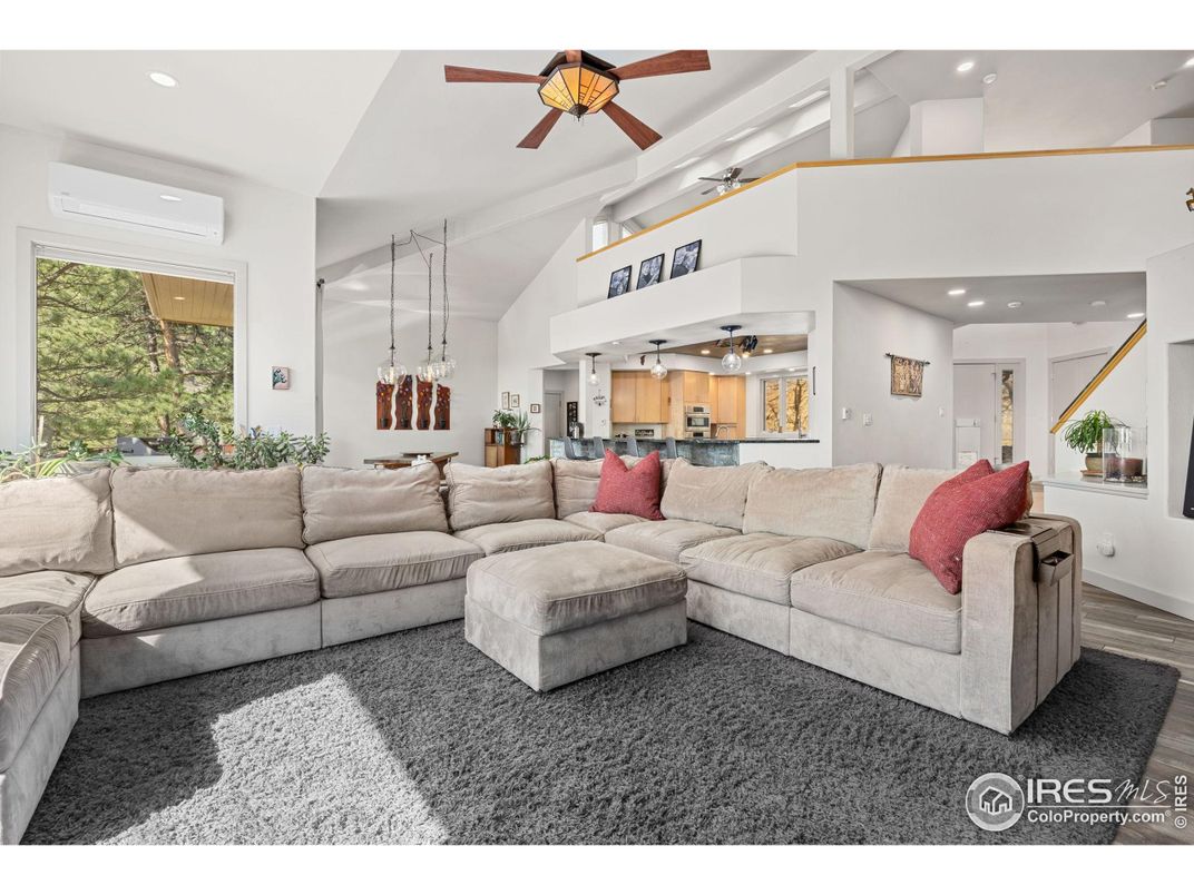Interior, Kitchen, Living room, Pendant Lights, Recessed Lighting, Wood Texture Flooring