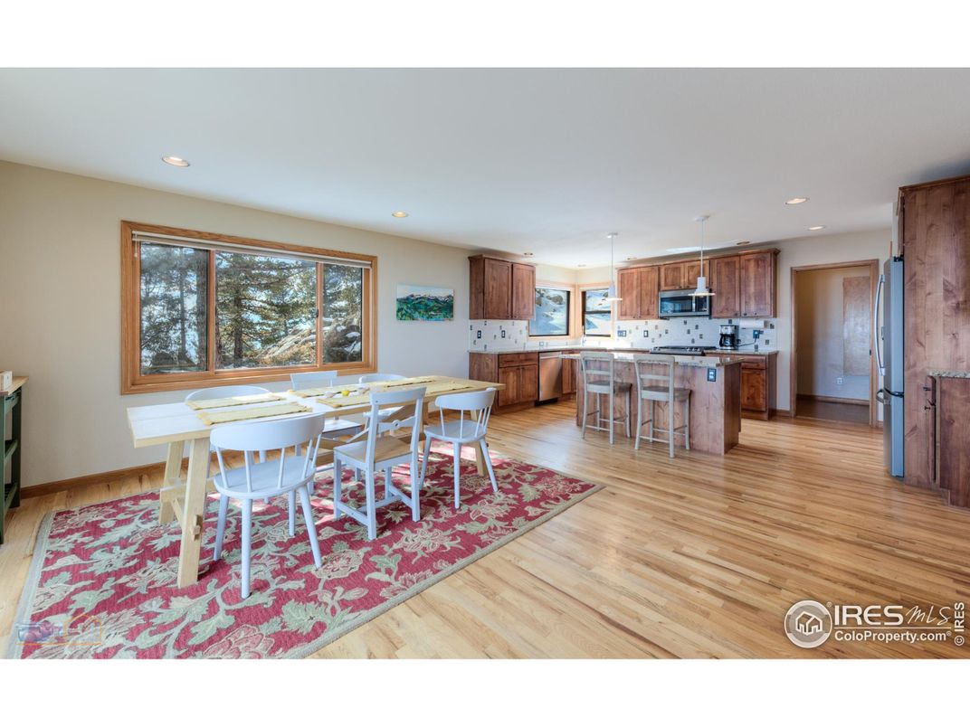 Dining room, Interior, Kitchen, Pendant Lights, Recessed Lighting, Wood Texture Flooring