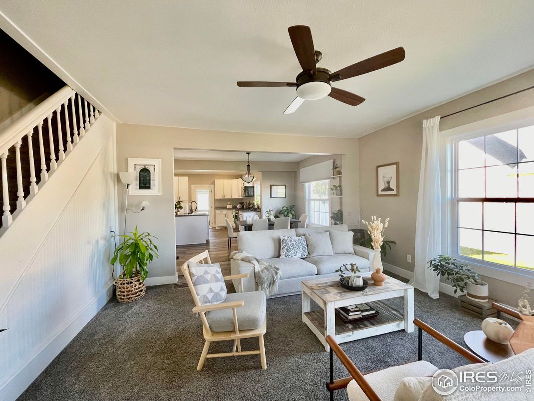 Interior, Kitchen, Living room, Pendant Lights, Stainless Steel Appliances