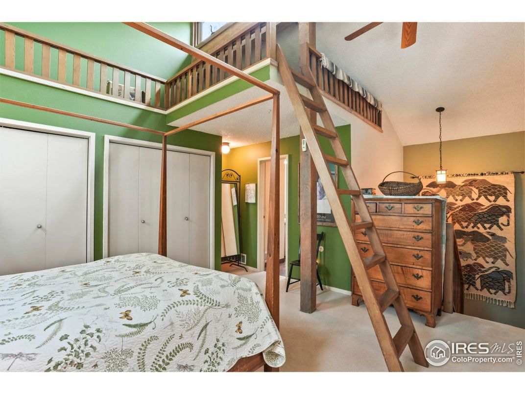 Bedroom, Interior, Pendant Lights