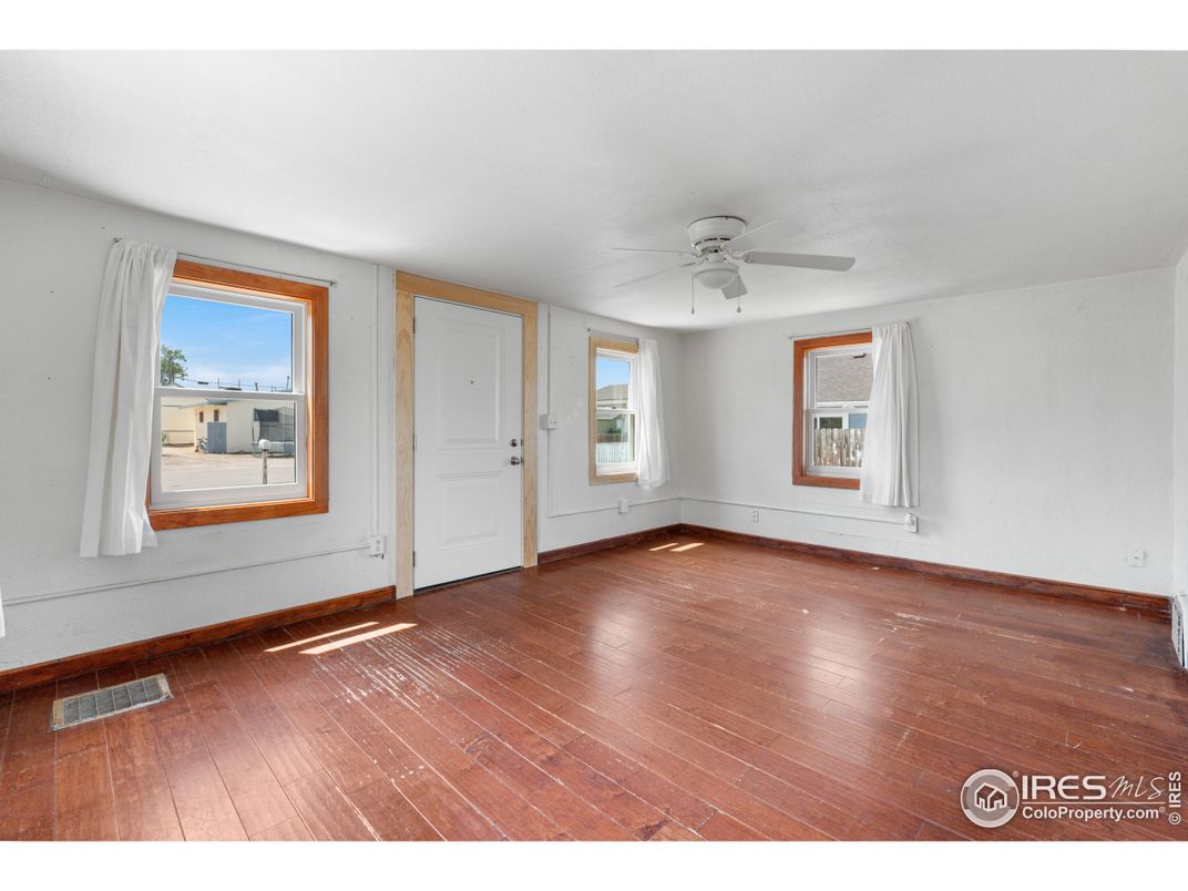 Empty room, Interior, Wood Texture Flooring