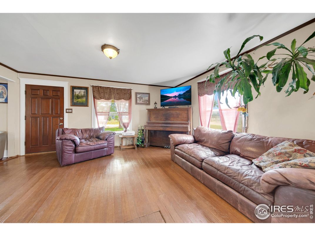 Interior, Living room, Piano, Wood Texture Flooring
