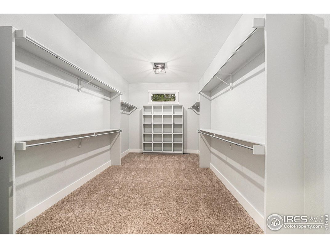 Interior, Walk-in Closets