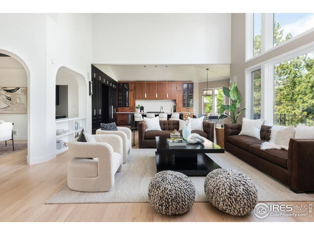 Interior, Kitchen, Living room, Pendant Lights, Wood Texture Flooring