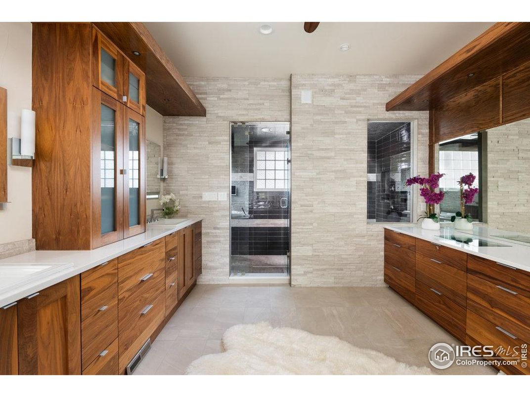 Bathroom, Interior, Recessed Lighting, Stone Walls