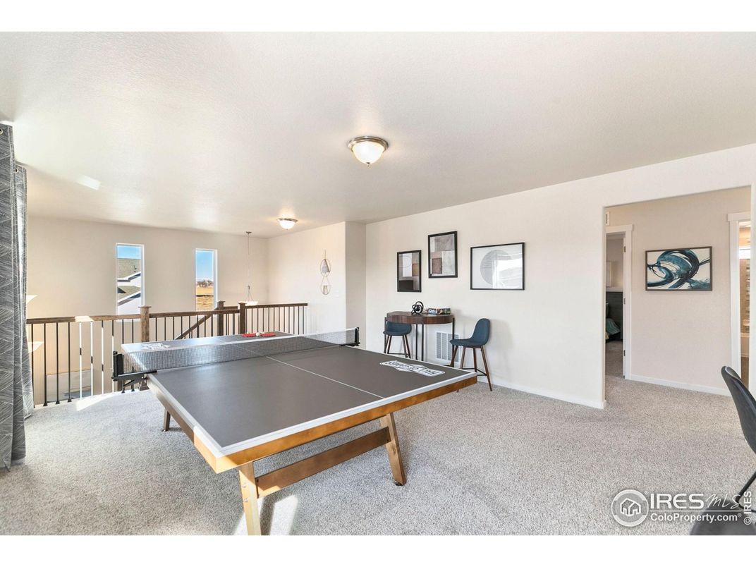 Game Room, Interior
