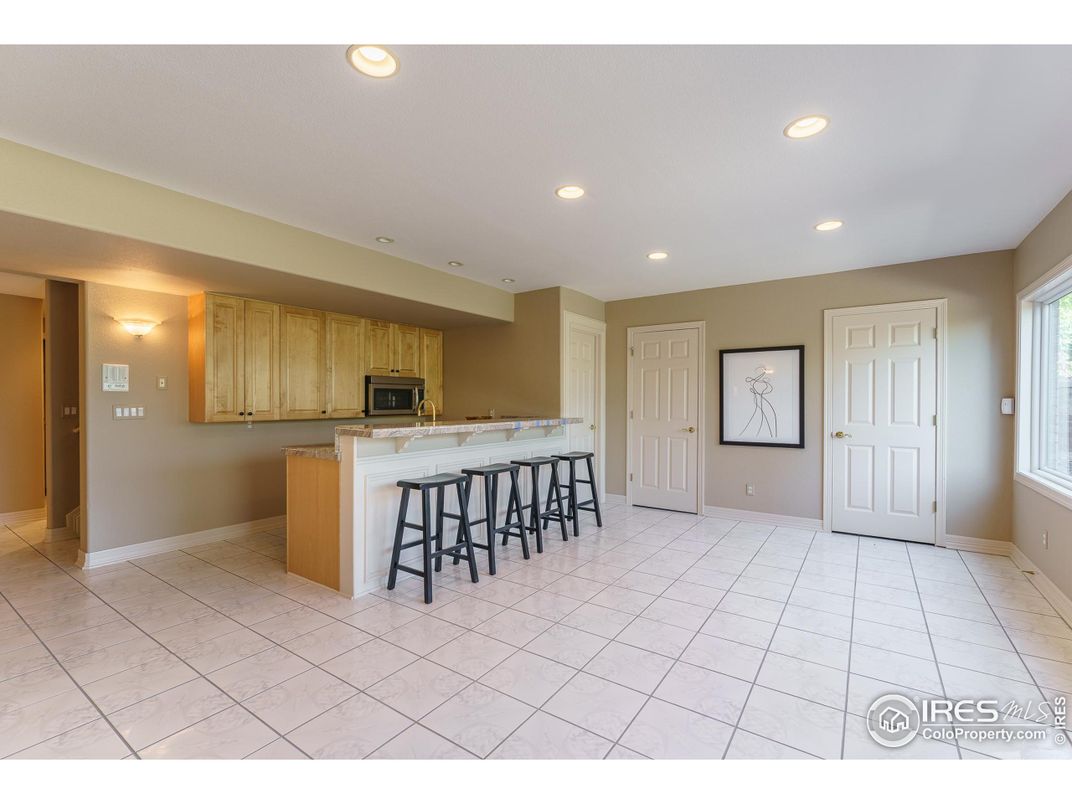 Interior, Kitchen, Marble, Recessed Lighting