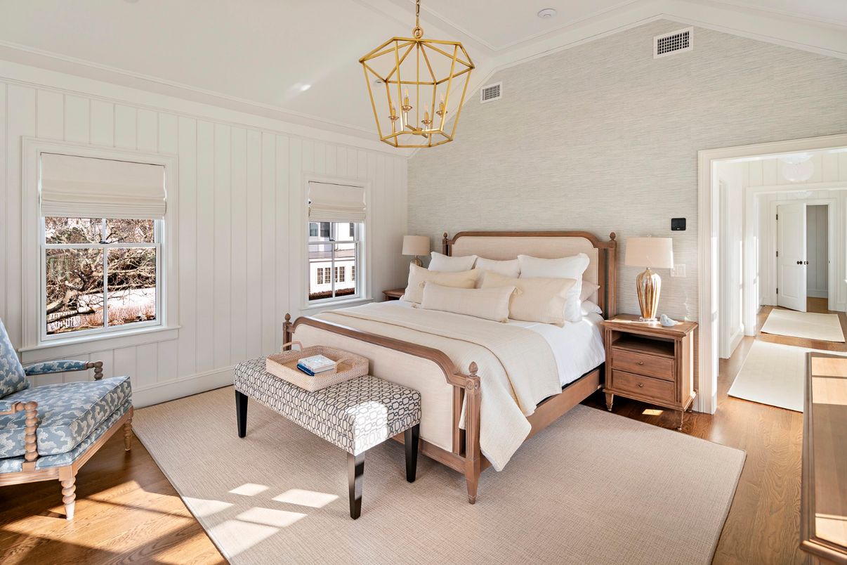 Bedroom, Interior, Pendant Lights, Wood Texture Flooring