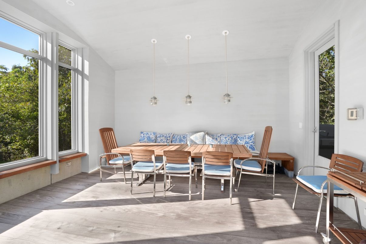 Interior, Pendant Lights, Wood Texture Flooring