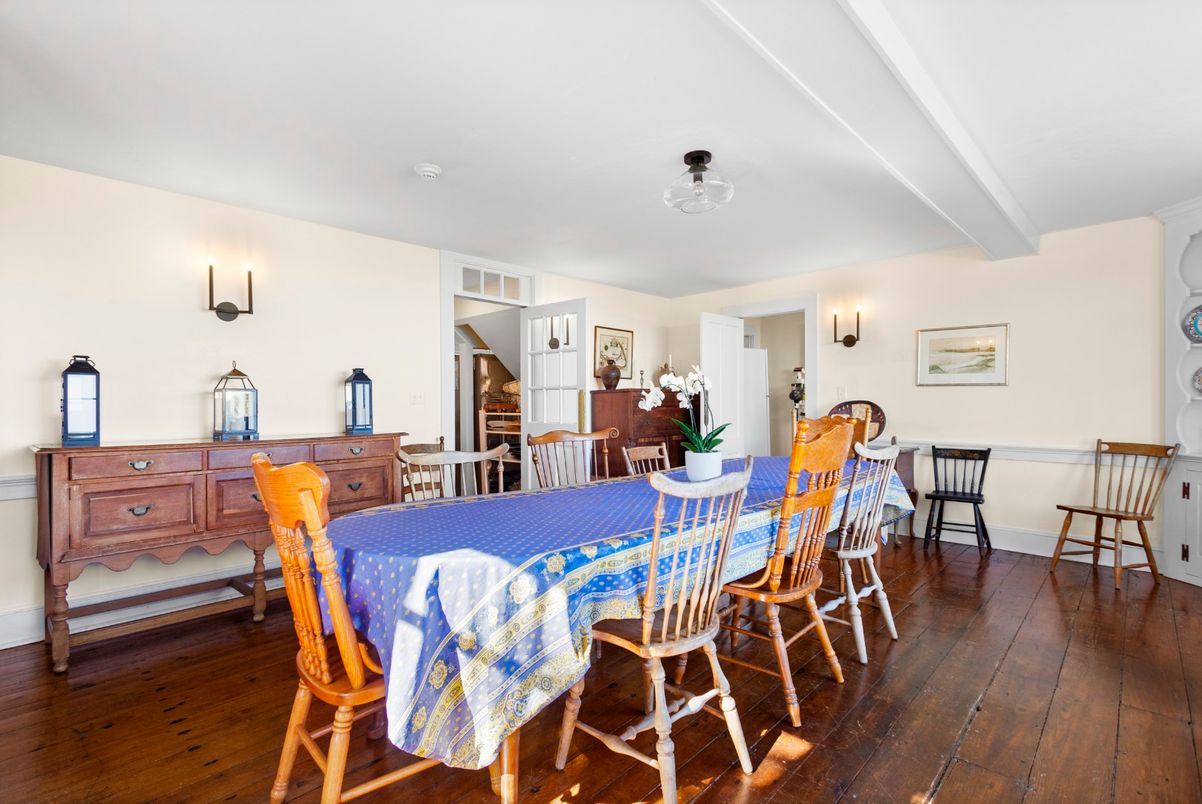 Dining room, Interior, Wood Texture Flooring