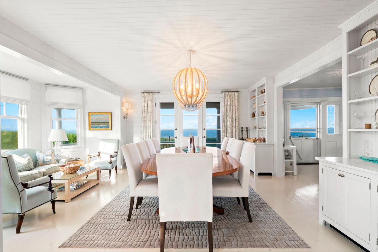 Chandelier, Dining room, Interior, Living room, Water, Wood Texture Flooring