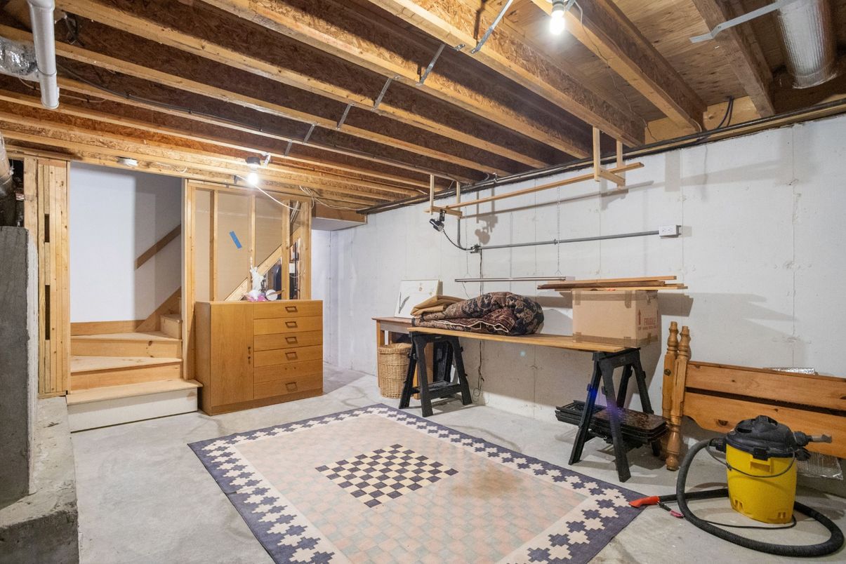 Interior, Wooden Beams