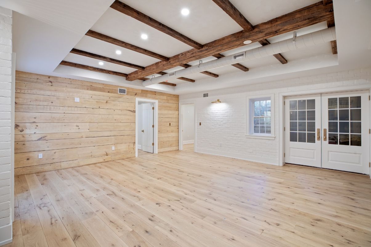 Empty room, Interior, Recessed Lighting, Wooden Beams, Wood Texture Flooring, Wooden Walls