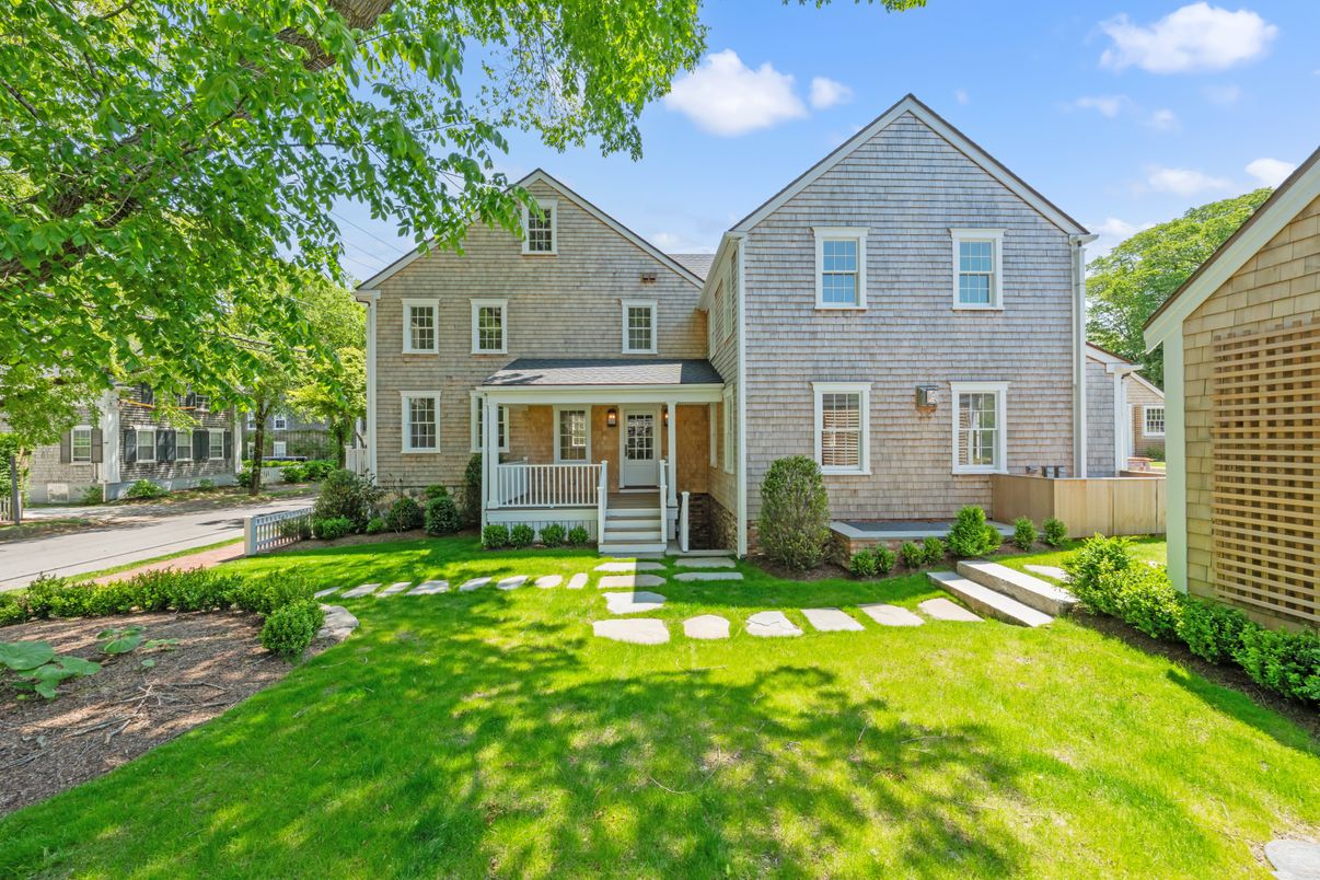 Backyard, Exterior, Facade, Brick Traditional