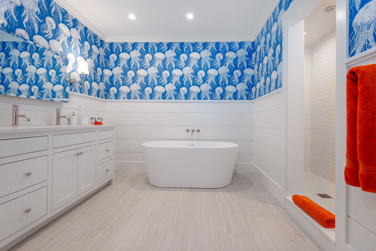 Bathroom, Free Standing Baths, Interior, Recessed Lighting
