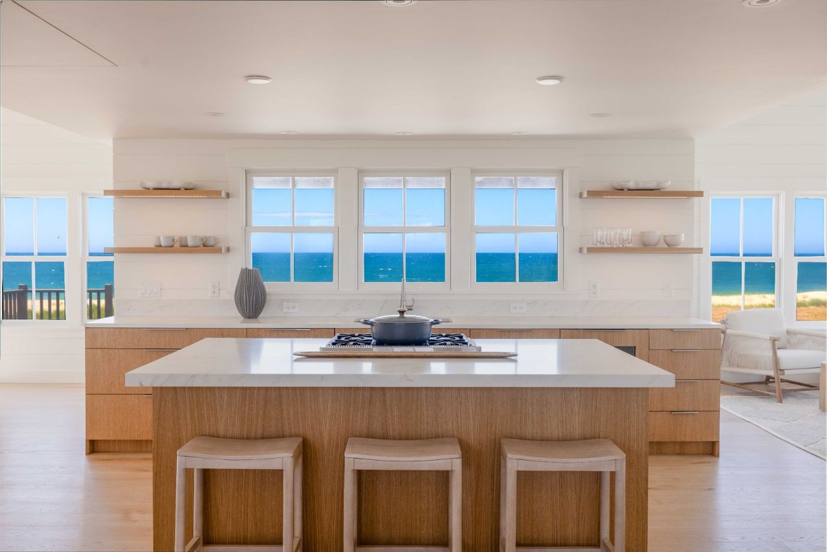 Interior, Kitchen, Recessed Lighting, Water, Wood Texture Flooring