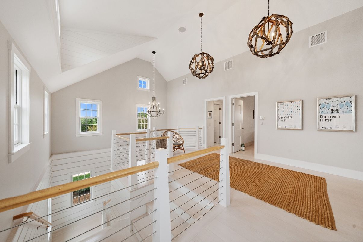 Chandelier, Dining room, Interior, Pendant Lights