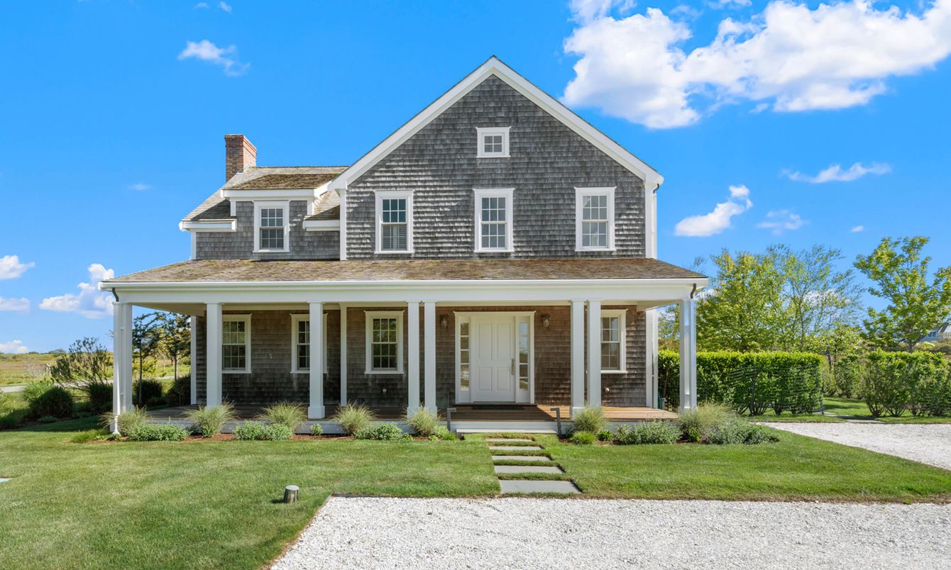 Exterior, Facade, Brick Traditional
