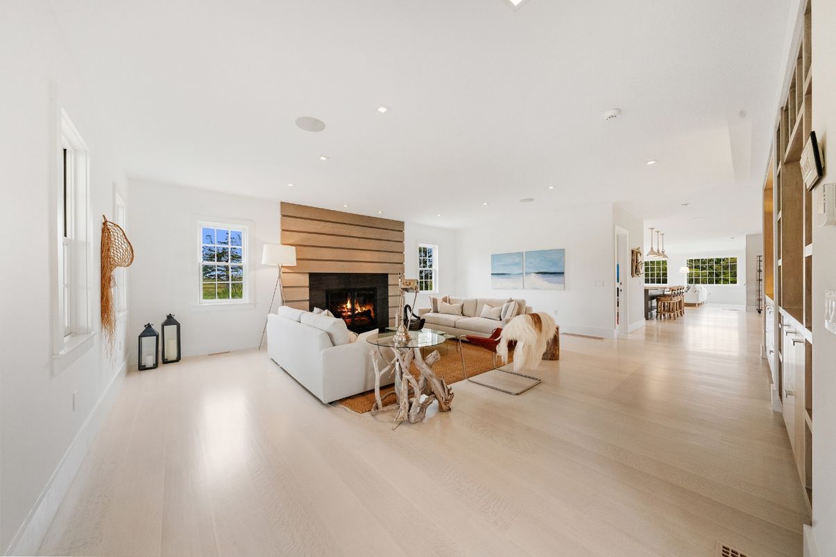 Dining room, Fireplace, Interior, Living room, Pendant Lights, Recessed Lighting, Wood Texture Flooring