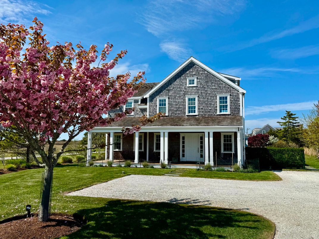 Backyard, Exterior, Facade, Farmhouse