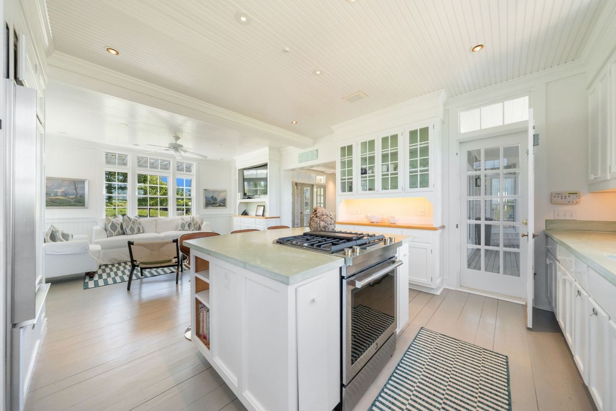 Interior, Kitchen, Living room, Recessed Lighting, Stainless Steel Appliances, Wood Texture Flooring