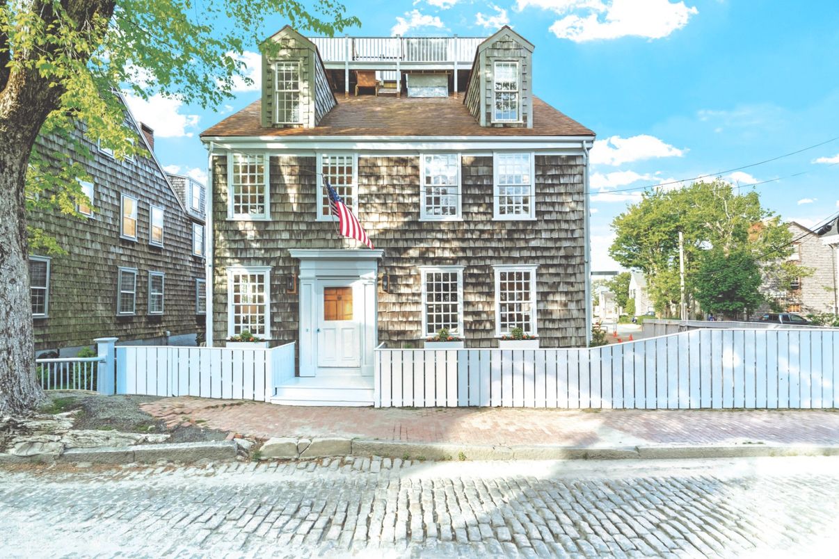 Exterior, Facade, Georgian