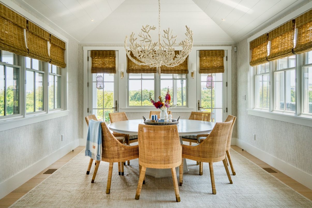 Chandelier, Dining room, Interior