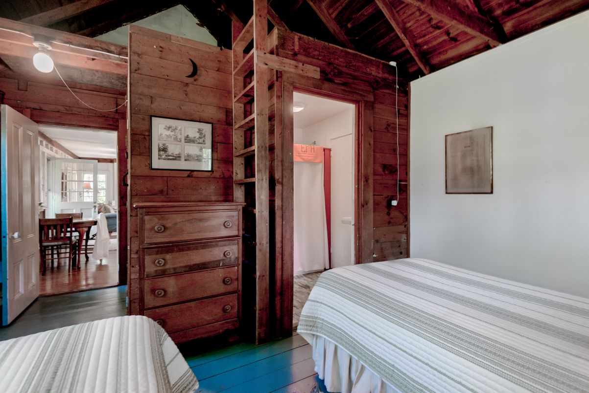 Bedroom, Interior, Wooden Beams, Wooden Ceilings, Wood Texture Flooring, Wooden Walls