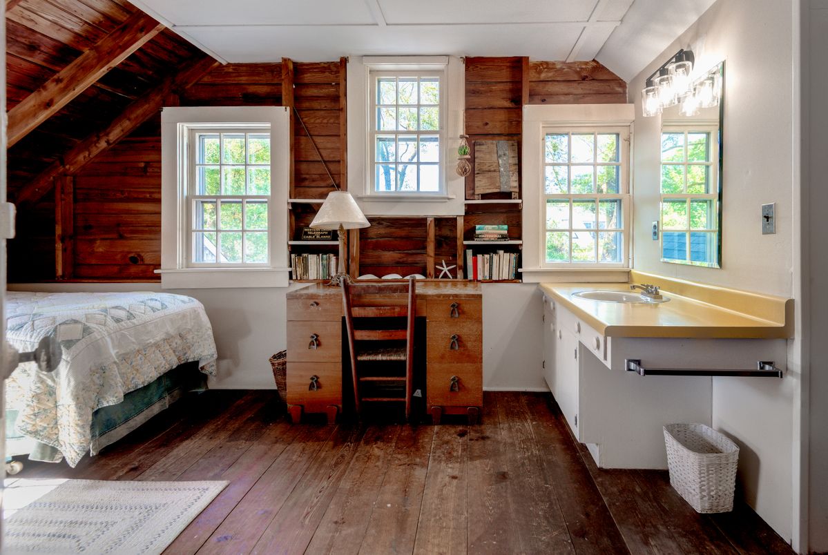 Bedroom, Interior, Wooden Beams, Wooden Ceilings, Wood Texture Flooring, Wooden Walls