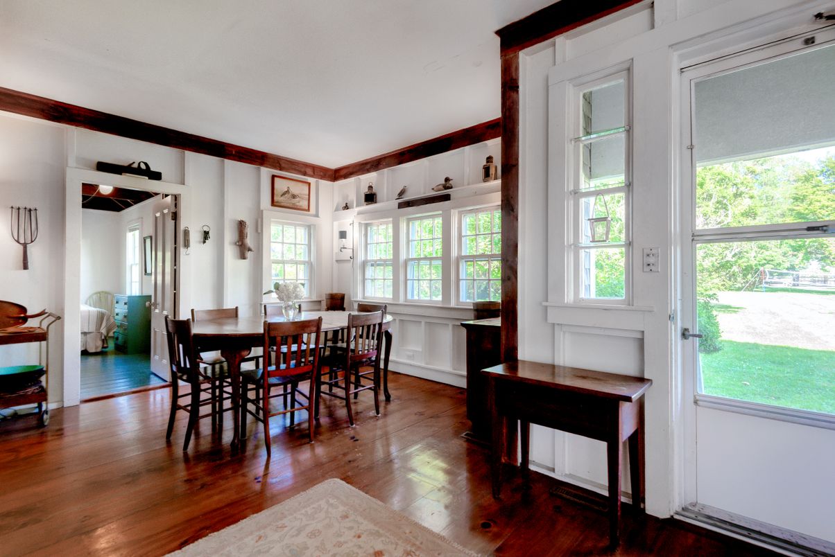 Dining room, Interior, Wood Texture Flooring